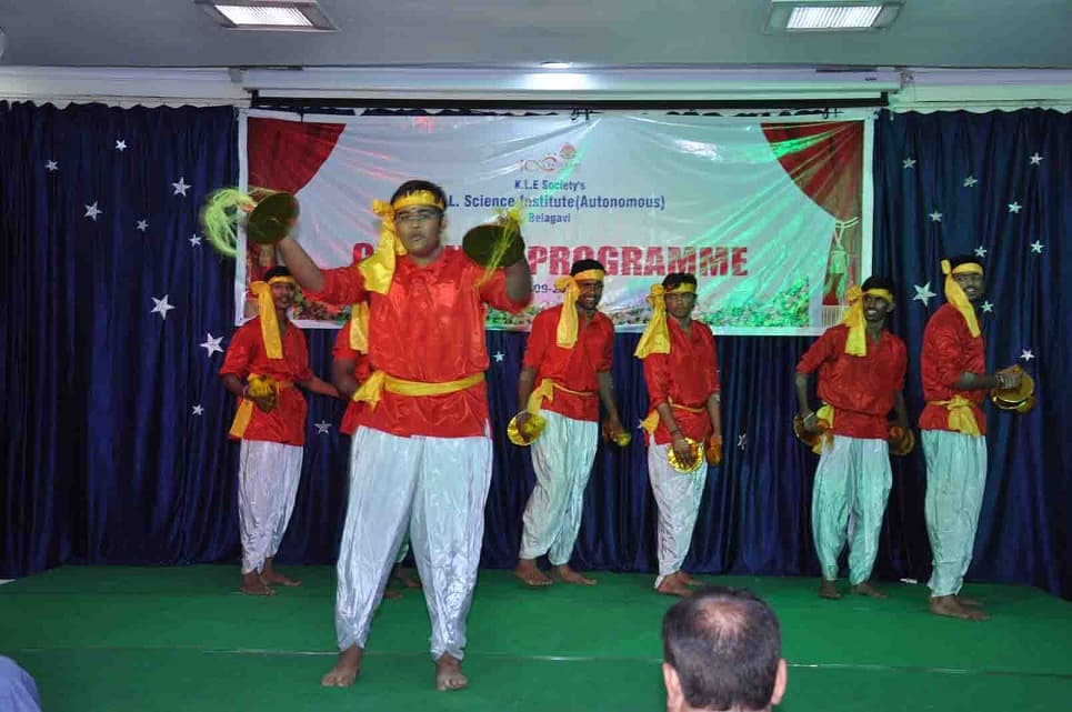 KLE Society's Raja Lakhamagouda Science Institute Belagavi Events photo 5